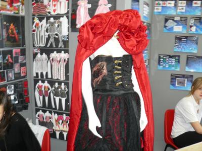 picture of Panto Costume/Queen of Hearts